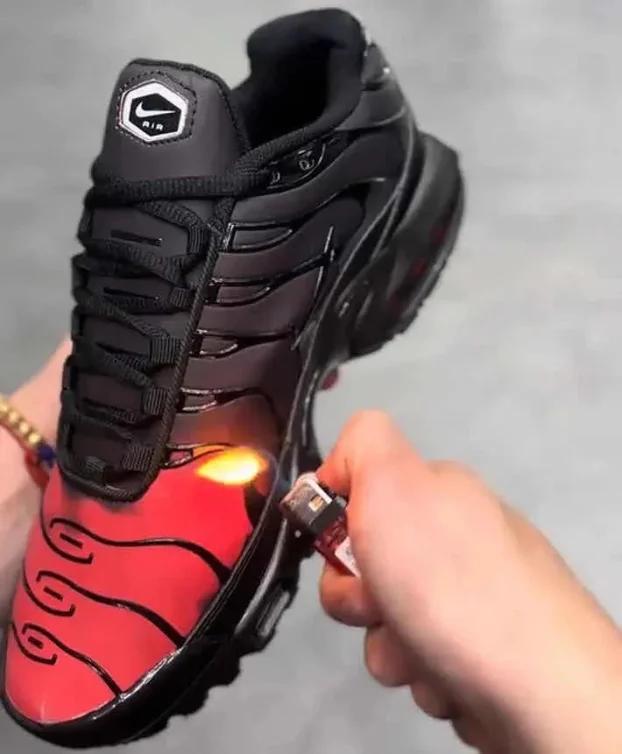 NIKE TN BLACK AND RED THERMOACTIVE Мъжки Обувки