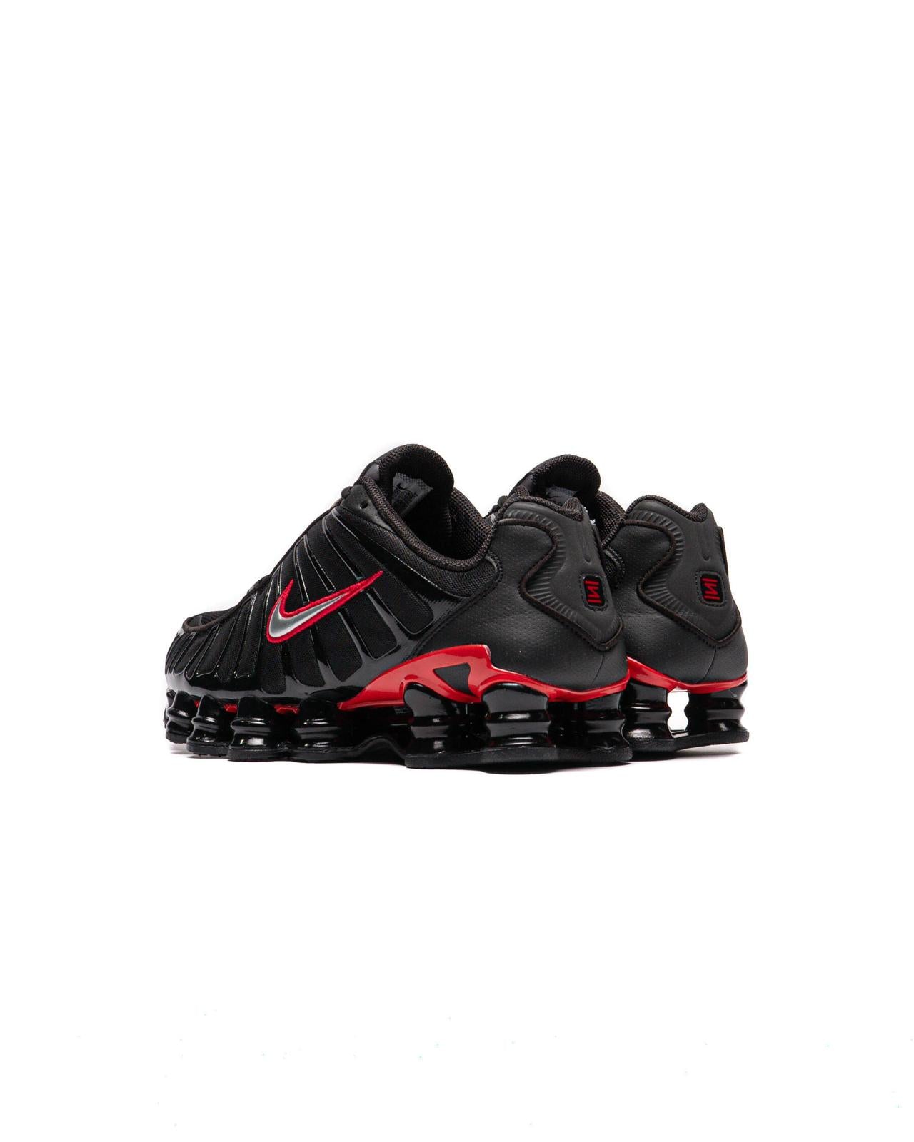 NIKE SHOX TL BLACK AND RED
