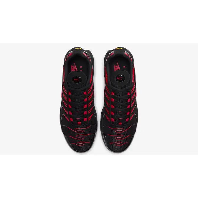 NIKE TN BLACK AND RED
