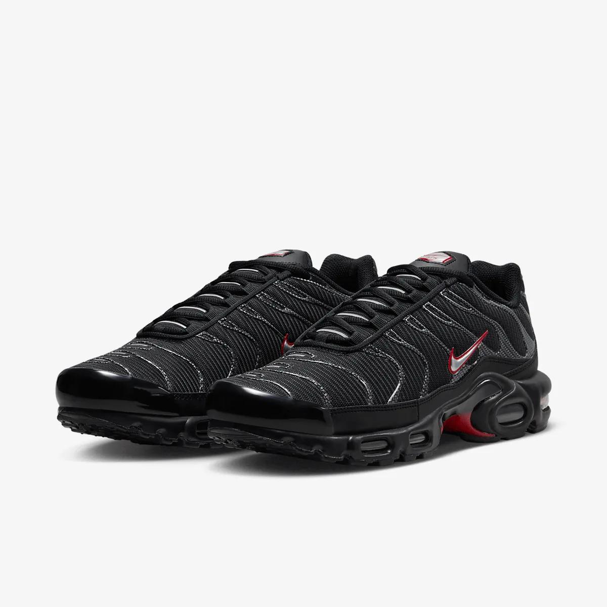 NIKE AIR MAX PLUS BLACK UNIVERSITY RED METALLIC SILVER.