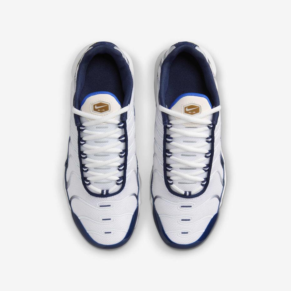 Nike Air Max Plus (TN)  WHITE AND NAVY BLUE