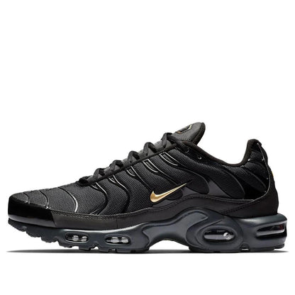 NIKE TN AIR BLACK AND GOLD