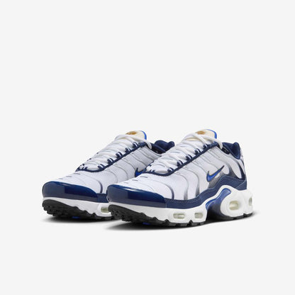 Nike Air Max Plus (TN)  WHITE AND NAVY BLUE